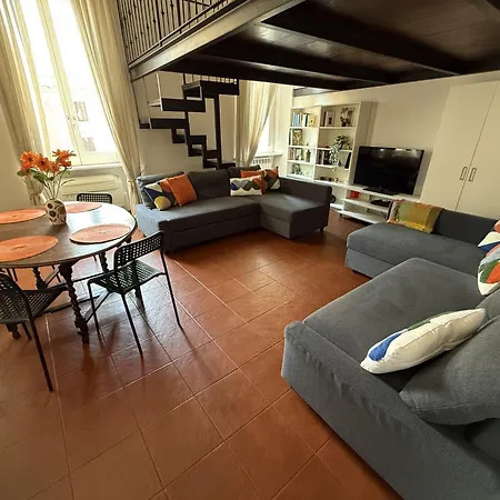 Luxury House - The Rome