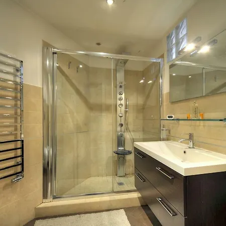 בית נופש Luxury House - The